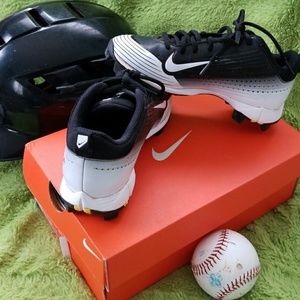 Nike Vapor boys baseball  cleats